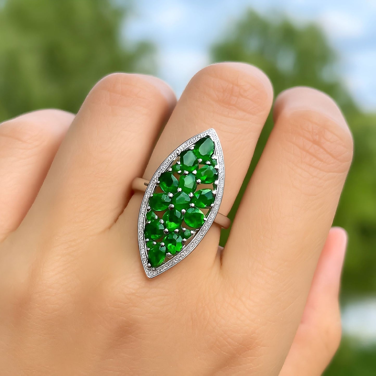 Leaflight – Natural Diopside Leaf Ring in 925 Sterling Silver