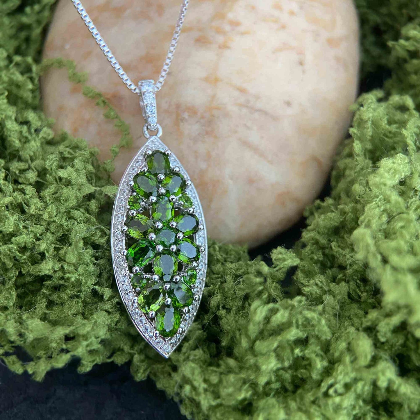 Leaflight – Natural Diopside Pendant Necklace in Leaf Silhouette