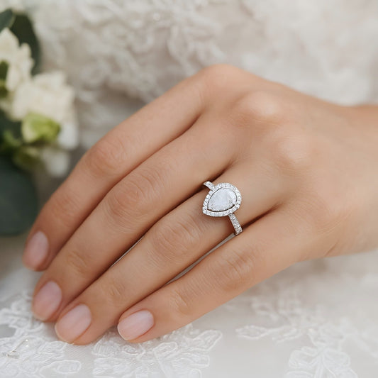 Graceful Waterdrop Shape 1 Carat D Color Moissanite Engagement Ring in 925 Sterling Silver White Gold Plated - GRA Certified - Sound of Flowers