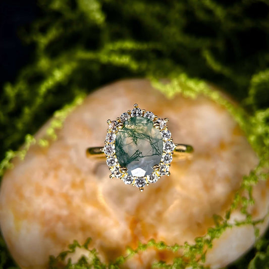 Moss Reverie – Moss Agate Winter Pond Ring