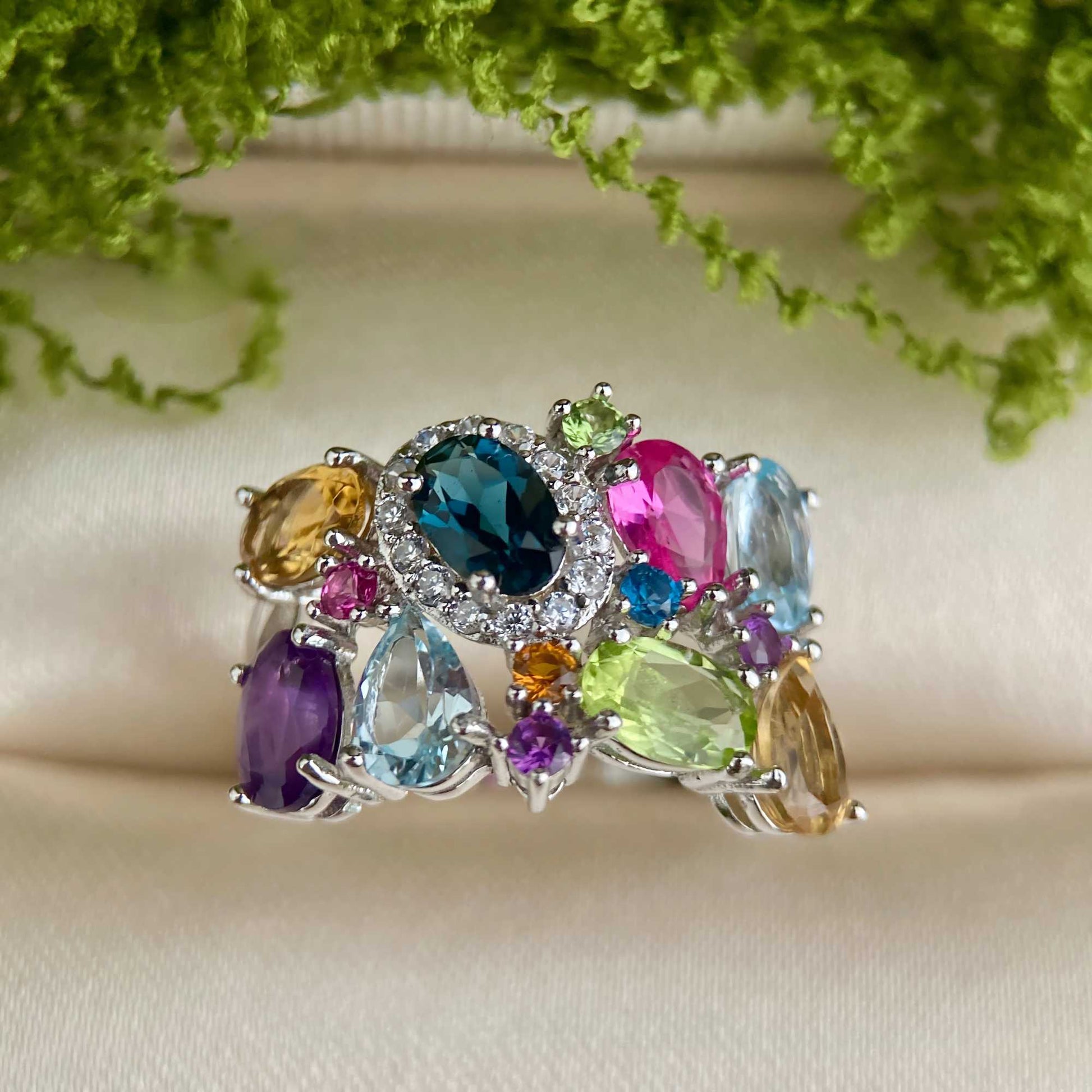 Candy Bloom – Gemstone Cocktail Ring - Sound of Flowers