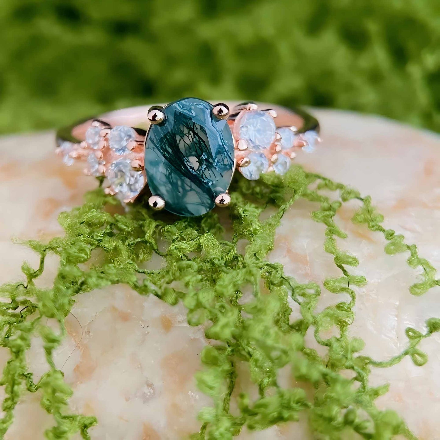 Moss Reverie - Forest Mirror Natural Agate Ring in Gold Vermeil over 925 Silver - Sound of Flowers