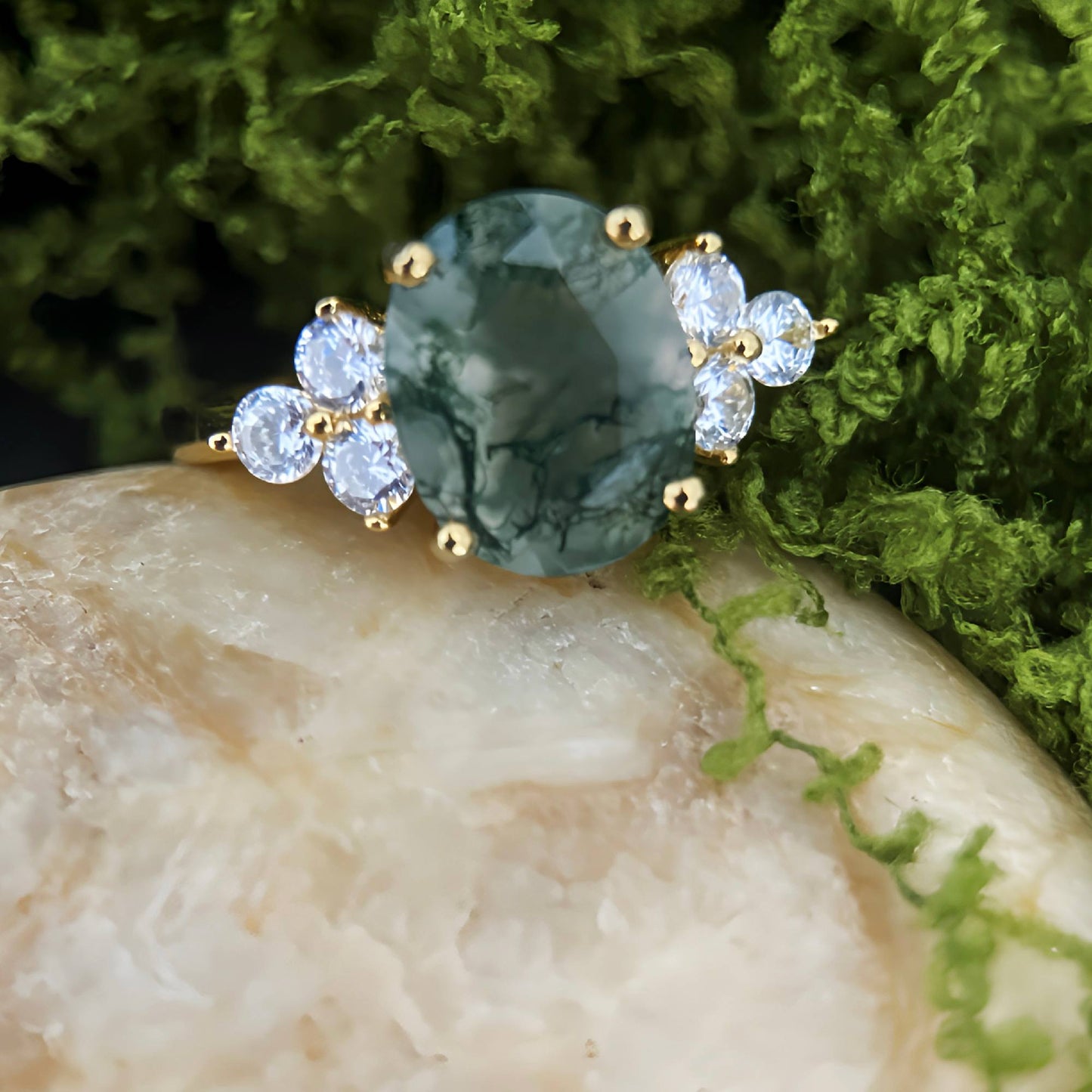 Moss Reverie – Morning Canopy Natural Agate Ring in Gold Vermeil over 925 Silver - Sound of Flowers