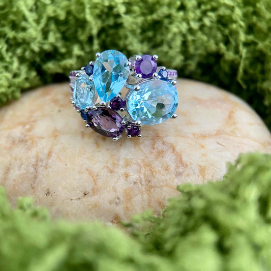 Twilight Garden – Blue Topaz & Amethyst Gem Cluster Ring in 925 Sterling Silver - Sound of Flowers