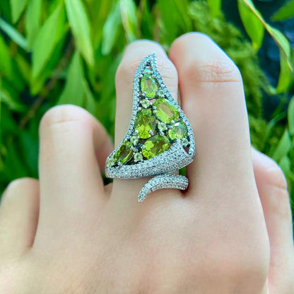 Verdant Calla – Peridot Lily - Inspired Statement Ring in 925 Sterling Silver - Sound of Flowers